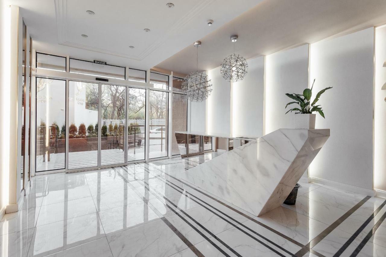 White Apartments Odessa Exterior foto